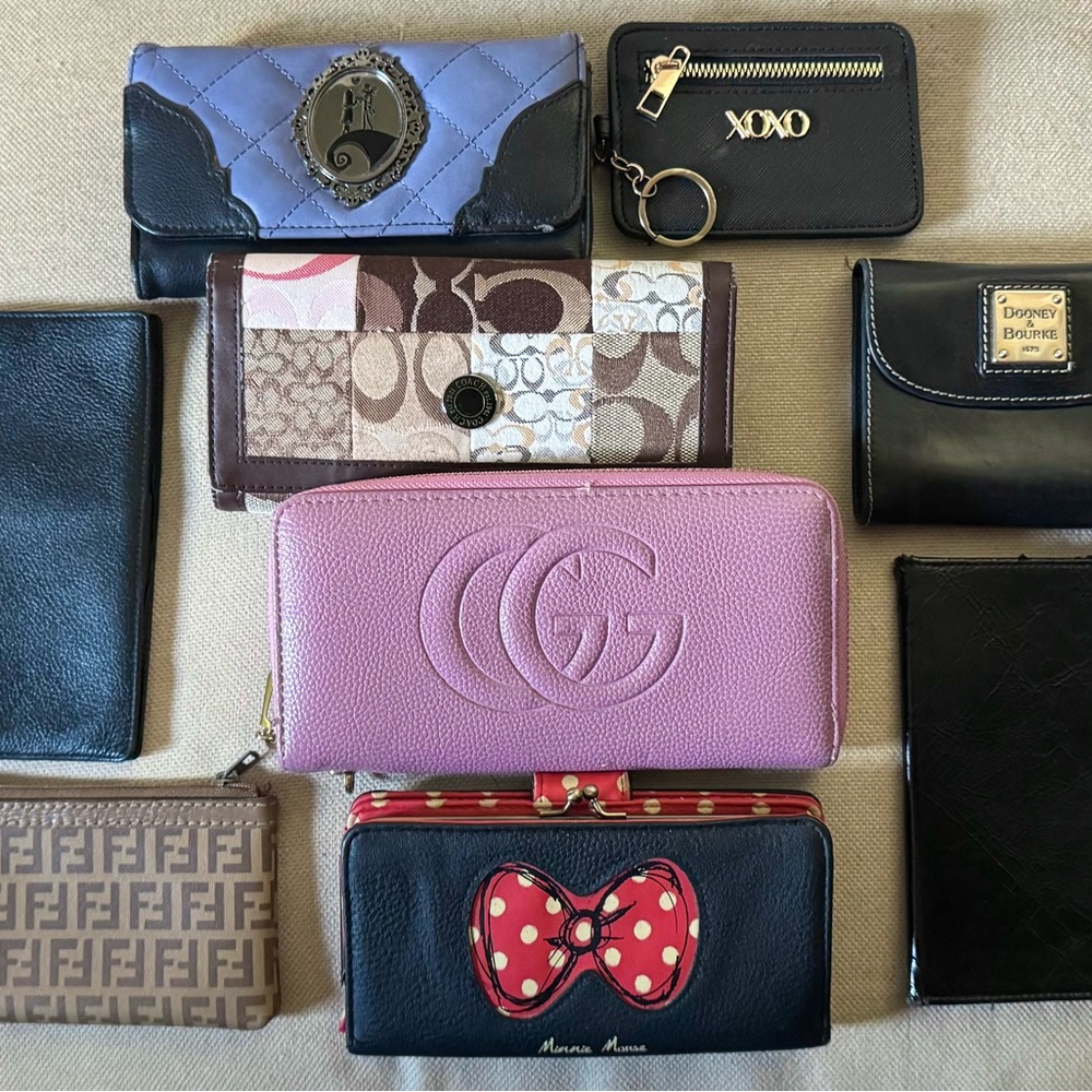 Assorted Wallet Bundle - Picture 9 of 9